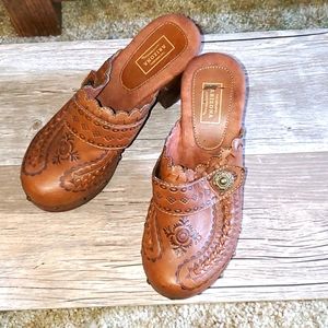 Arizona Jean Co Clogs